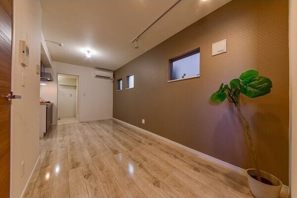  名古屋市営地下鉄桜通線/太閤通駅 徒歩8分 3階 築10年