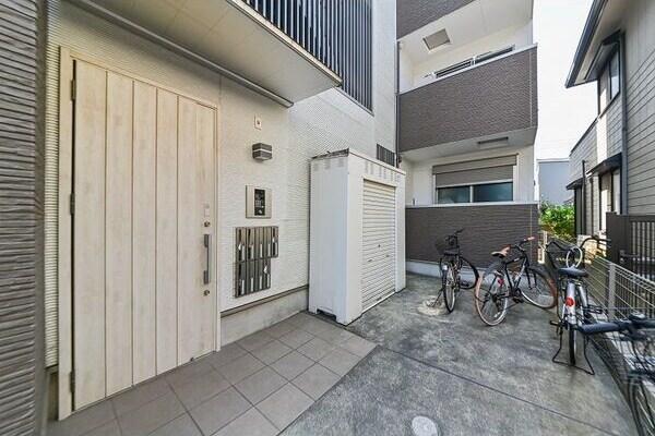  名古屋市営地下鉄桜通線/太閤通駅 徒歩8分 3階 築10年