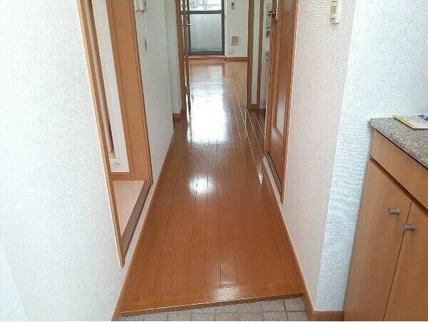  名古屋市営地下鉄名港線/日比野駅 徒歩10分 2階 築18年