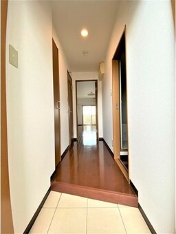 ※写真は同じマンションの違う部屋のものになります。