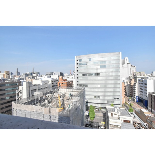  Gramercy Shirakawa Koen