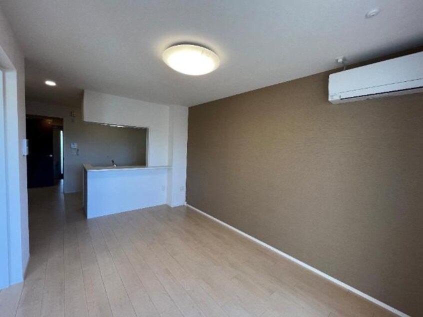 リビング（イメージ） フェリース焼山