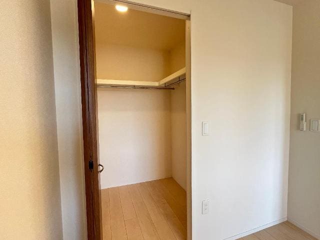 ウォークインクローゼット フェリース焼山