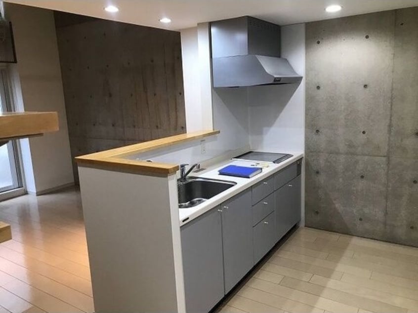 ※写真は同じマンションの違う部屋のものになります。 PRECIOUS SITE