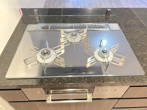 三口ガスコンロ・グリル ザ・ライオンズ覚王山