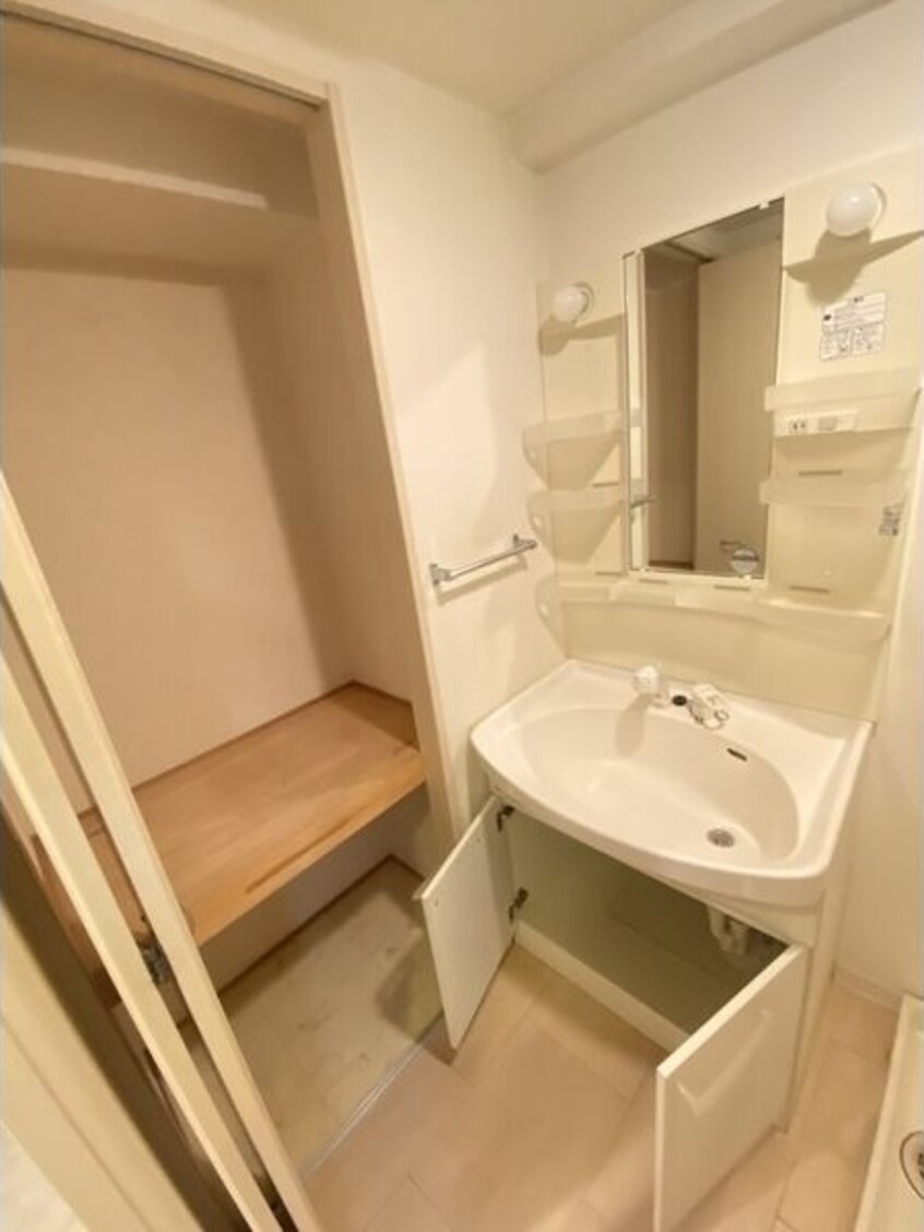  グレイスコートA