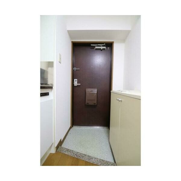  名古屋市営地下鉄名港線/港区役所駅 徒歩3分 1階 築25年