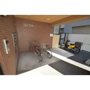  名古屋市営地下鉄名港線/港区役所駅 徒歩3分 1階 築25年