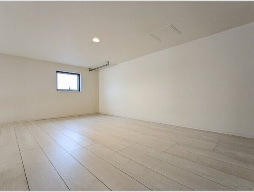  名古屋市営地下鉄名港線/六番町駅 徒歩10分 2階 築5年