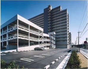  名古屋臨海高速鉄道<あおなみ線>/荒子駅 徒歩20分 13階 築22年