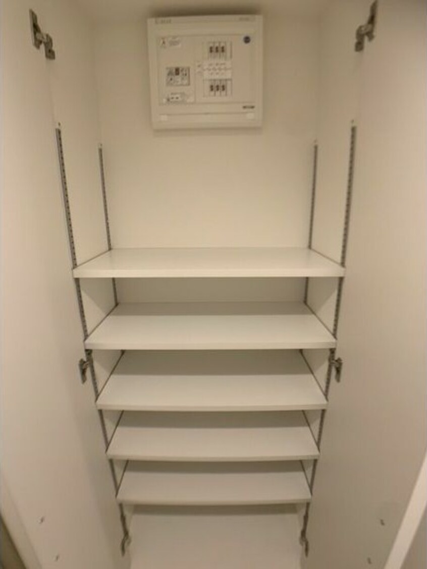  名古屋市営地下鉄名城線/大曽根駅 徒歩6分 3階 築2年