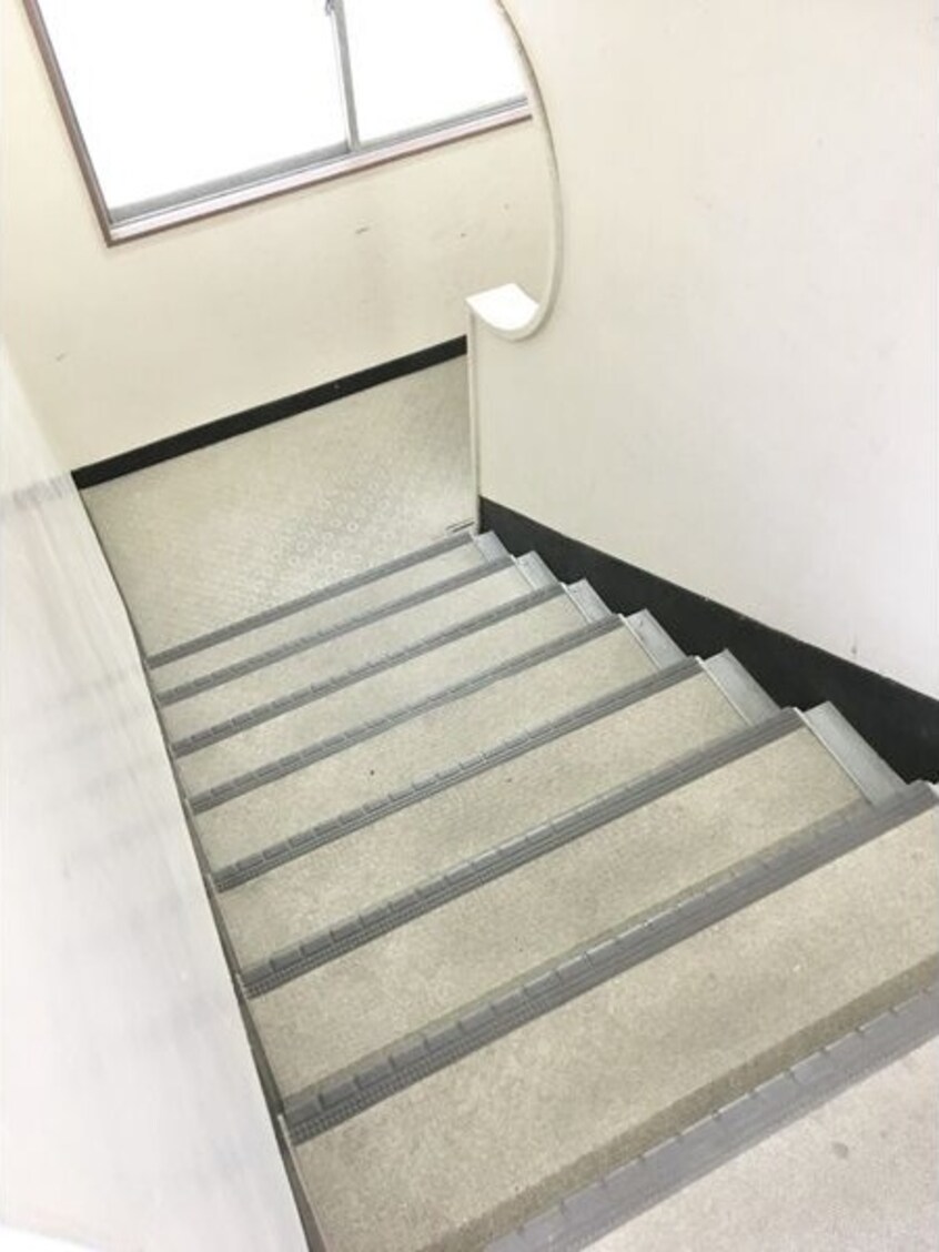  名古屋臨海高速鉄道<あおなみ線>/南荒子駅 徒歩13分 1階 築52年