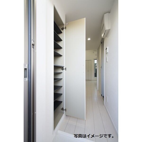  名古屋市営地下鉄鶴舞線/大須観音駅 徒歩13分 1階 築8年