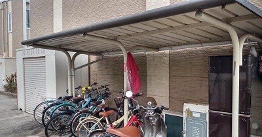 駐輪場 レオパレス半田東Ａ