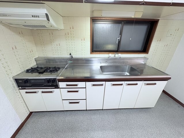  ステューディオ赤門