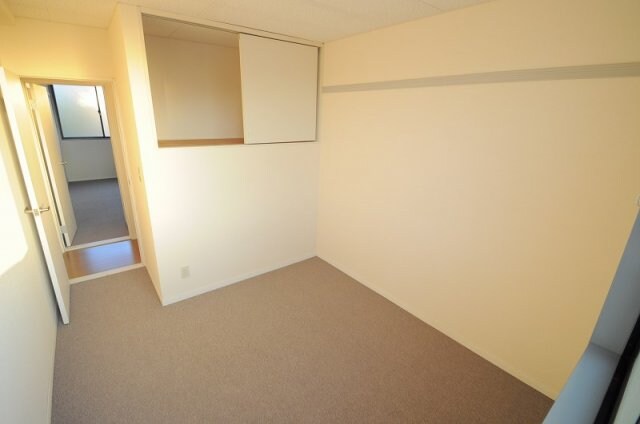  レオパレス大池