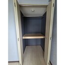 室内写真は別部屋の写真です。 リンデンバウムJ3