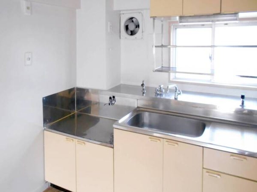 ビレッジハウスの同一物件・同一タイプの間取りの写真です ビレッジハウス亀崎2号棟