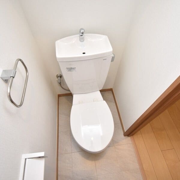  名古屋市営地下鉄名港線/東海通駅 徒歩10分 2階 築5年