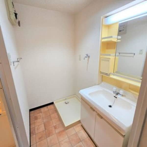  名古屋市営地下鉄桜通線/鶴里駅 徒歩3分 2階 築33年