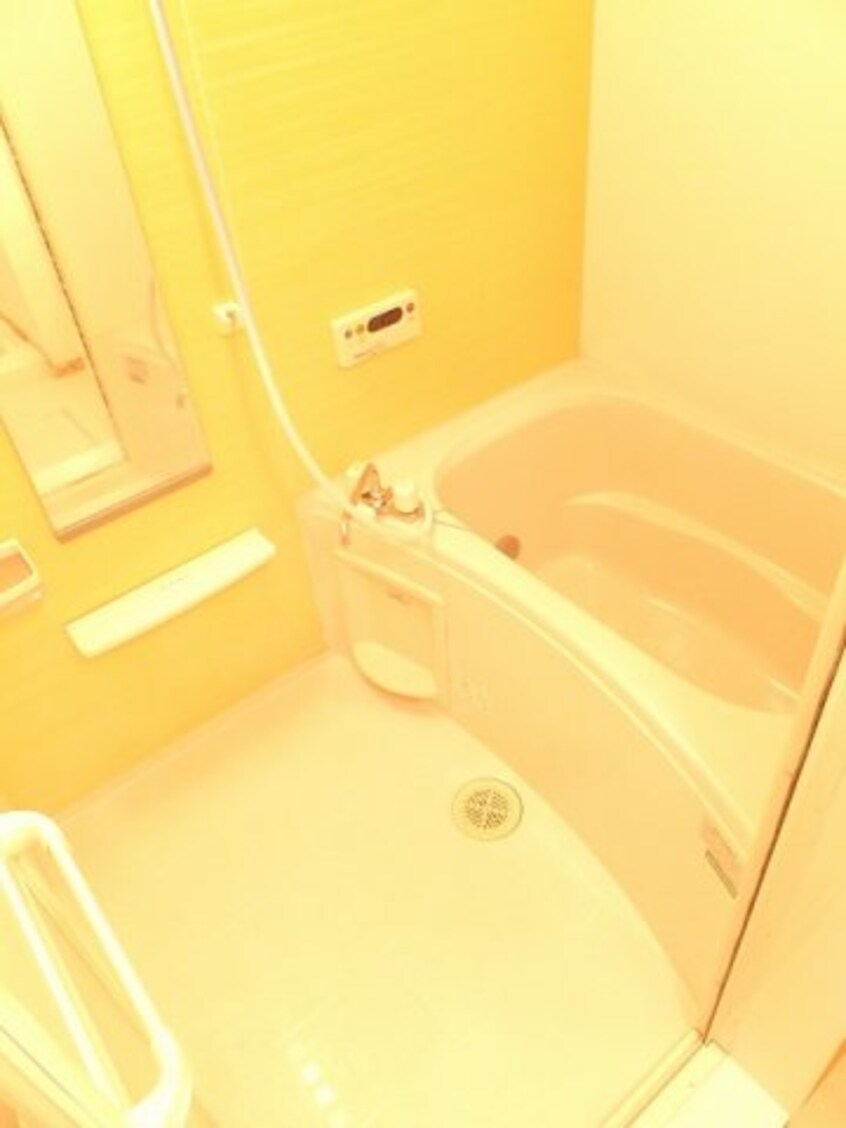 お風呂で日々の疲れを落としましょう ハイツリーヒルズＡ