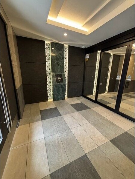  プレサンス吹上駅前エテルノ