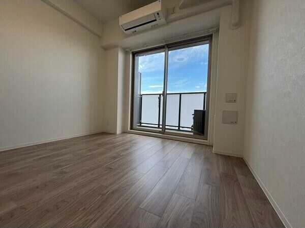  プレサンス吹上駅前エテルノ