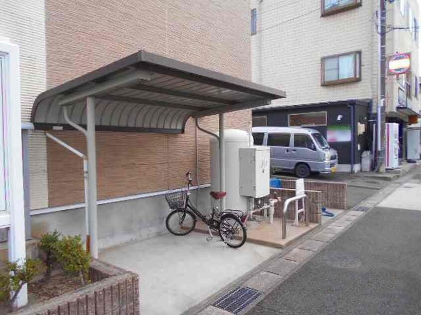  レオネクストセジュール