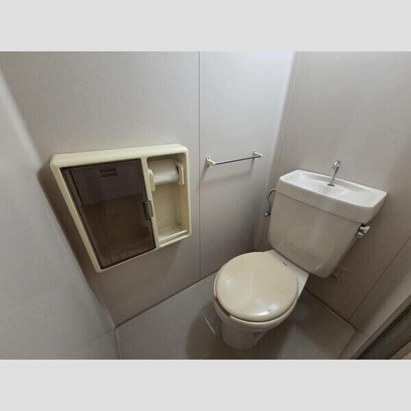  グランドヒルズ入場2番館