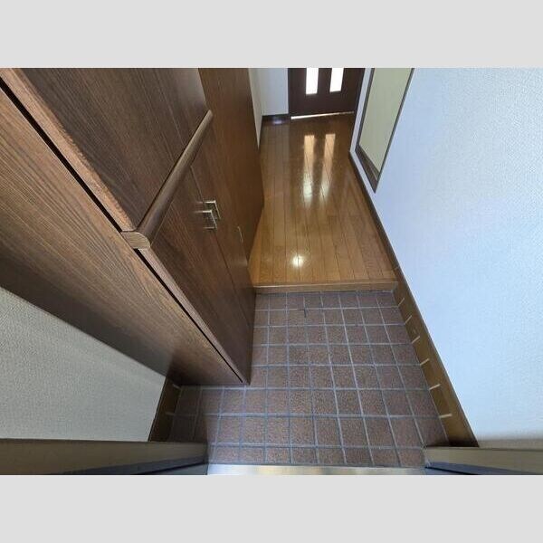  グランドヒルズ入場2番館