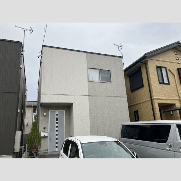  近鉄名古屋線/戸田駅 徒歩14分 1-2階 築4年