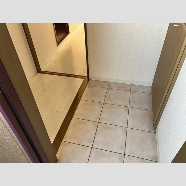  名鉄常滑線・空港線/新舞子駅 徒歩2分 4階 築20年