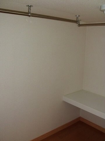  レオパレスマローネ