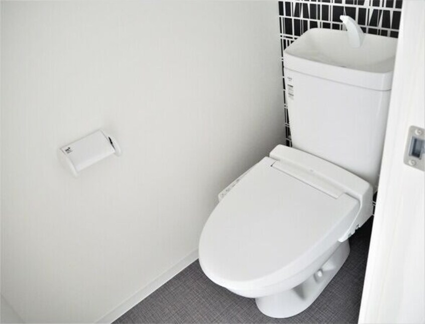  名古屋市営地下鉄鶴舞線/大須観音駅 徒歩3分 3階 築5年