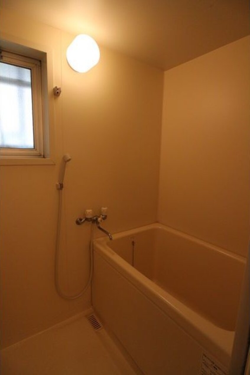 ※写真は同じマンションの違う部屋のものになります。 メゾン武田