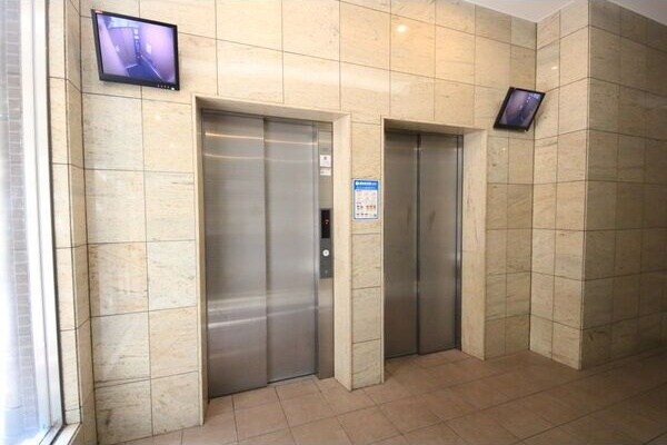  ルクレ新栄レジデンス