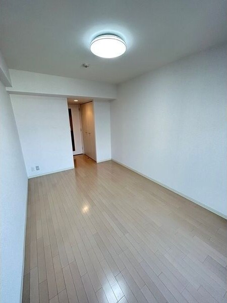  ルクレ新栄レジデンス