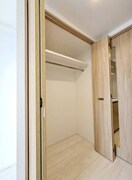  ディアレイシャス丸の内