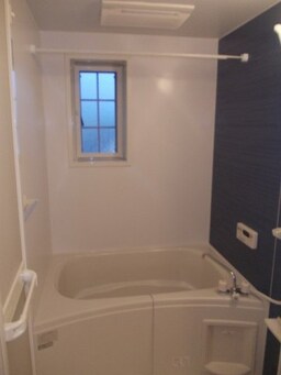 日々の疲れを癒すお風呂付です