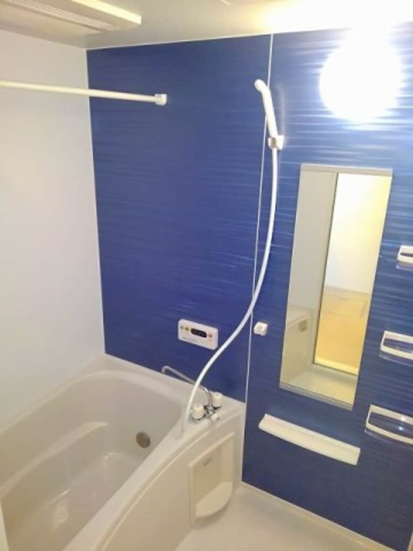  ウエスト　ブリッサ　Ｂ