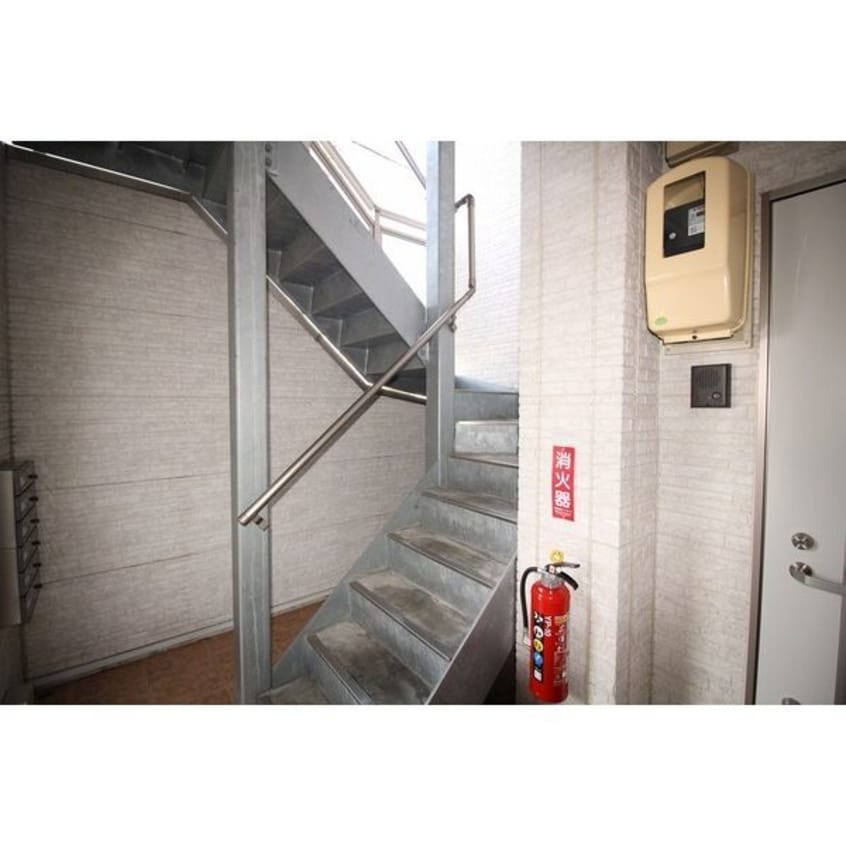  名古屋市営地下鉄東山線/中村日赤駅 徒歩2分 1階 築13年