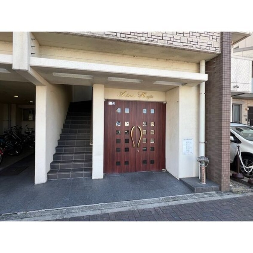  名古屋市営地下鉄東山線/本陣駅 徒歩1分 6階 築19年