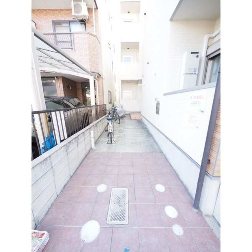  名古屋市営地下鉄桜通線/吹上駅 徒歩9分 1階 築4年