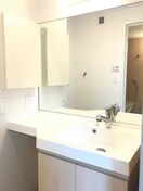 広い洗面スペース フローラ