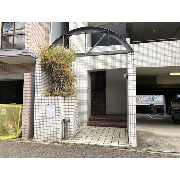  名古屋市営地下鉄鶴舞線/上前津駅 徒歩8分 7階 築39年