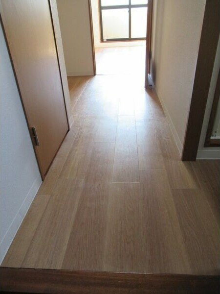  ローズウッド・コート