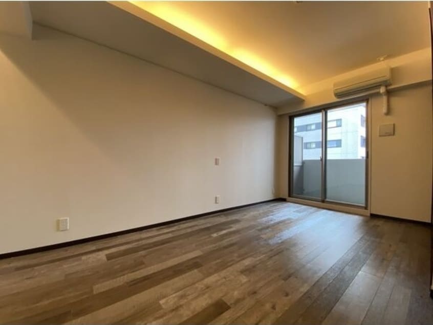  ロイジェント栄