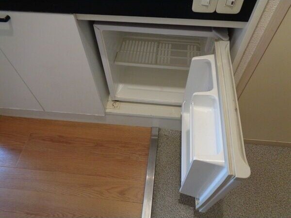 ※写真は同じマンションの違う部屋のものになります。 東和マンション広小路