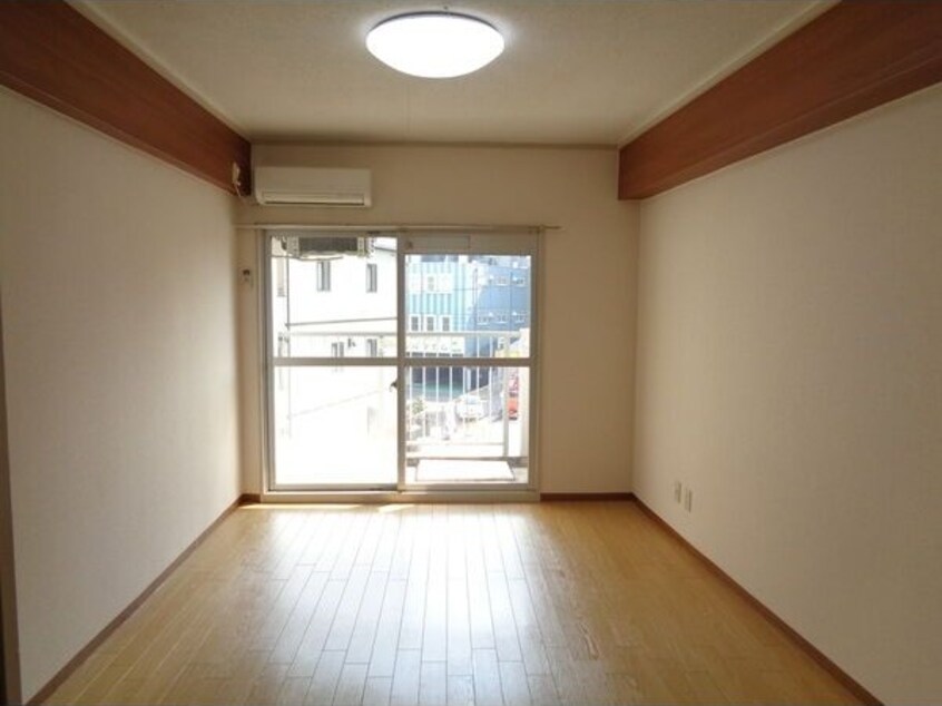 ※写真は同じマンションの違う部屋のものになります。 東和マンション広小路