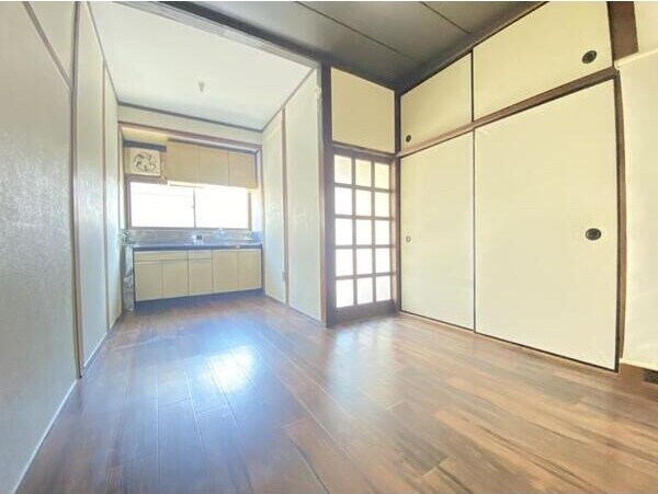  上ノ島町2丁目テラスハウス